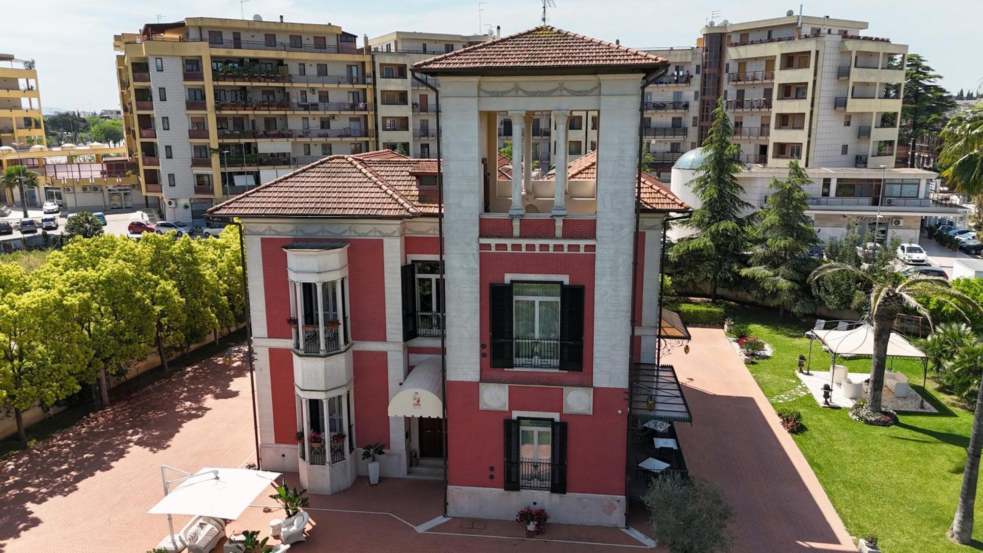 Villa Pallotta Luxury B&B Cerignola Εξωτερικό φωτογραφία